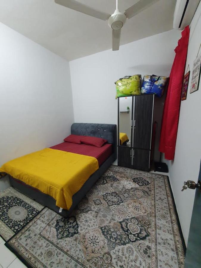 Lh Alisha Homestay Wangsa Mewangi Gua Musang Exterior photo